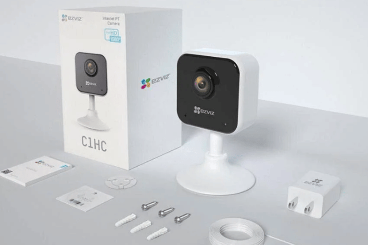 Camera Wifi EZVIZ H1c 1080P(Type-C, nhận thẻ 512GB, đế nam châm, đàm thoại)- Trong Nhà-1