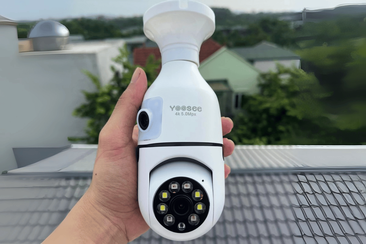 Camera Wifi BÓNG ĐÈN 2 MẮT YOOSEE QS211 - lắp trực tiếp vào chui E27 có sẵn ở nhà, có màu ban đêm-2